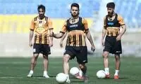 مدافع ملی‌پوش پرسپولیس راهی بیمارستان شد