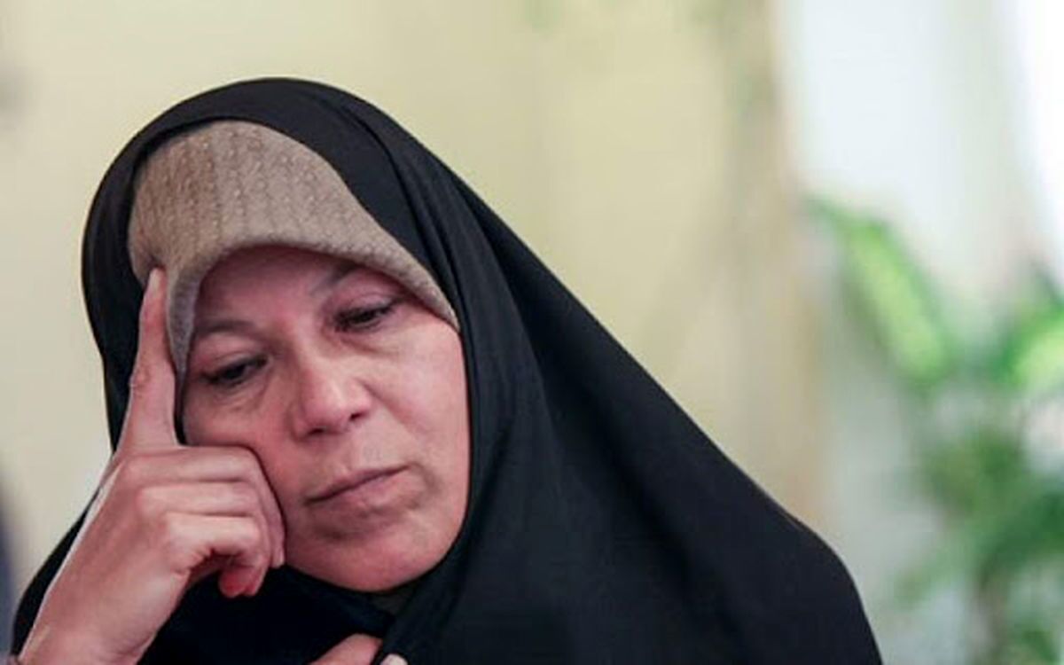 مخالفت فائزه هاشمی با حجاب اجباری