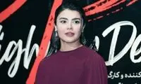 رز ایزدی با استایلی متفاوت در یک مراسم سینمایی 