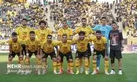 مدافع سپاهان راهی بیمارستان شد