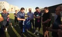 دلجویی نکونام از هواداران مضروب استقلال