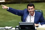متفکر آزاد: نباید پول به جیب قاتلان رهبر شهید برود
