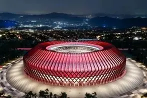 زیباترین استادیوم 51 هزار نفری در نزدیکی ایران