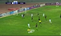 ناهماهنگی خط دفاعی، کار دست سپاهان داد