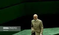 پوشش متفاوت سیاستمدار معروف؛ یک کت و شلوار غیر رضاخانی!