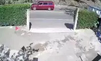 لحظه شاخ به شاخ شدن ویرانگر دو کامیون مقابل دوربین!