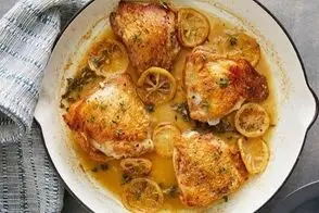 طرز تهیه مرغ لیمویی با طعمی متفاوت و سسی خوش‌عطر