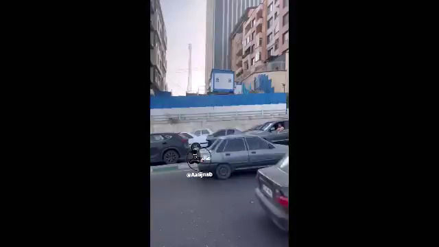 بی‌اخلاقی راننده لندکروز وسط ترافیکِ تهران