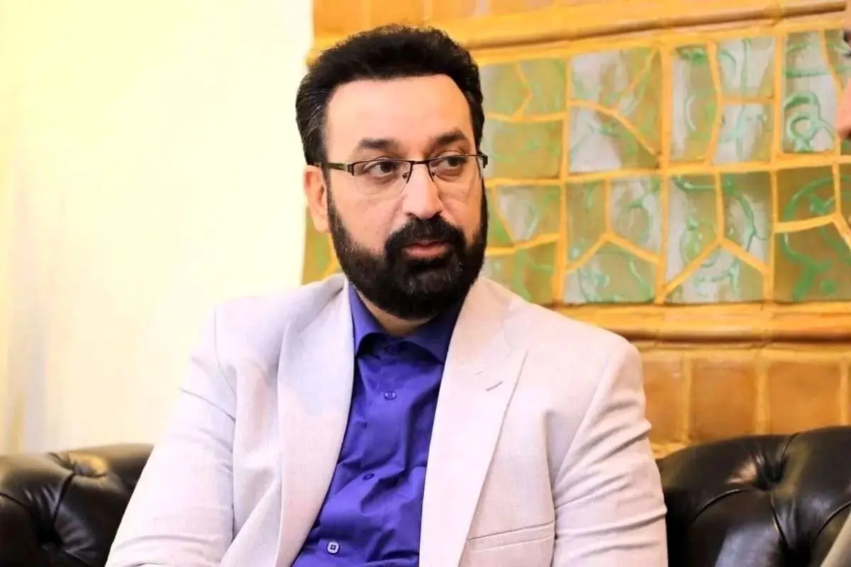 آخرین تصویر منتشر شده از فرزاد جمشیدی با چشمان گریان