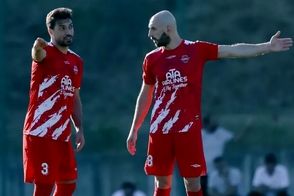 کیت جدید تراکتور یادآور پرسپولیس برانکو!