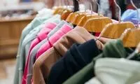 نوشته جالب یک فروشنده بی‌اعصاب روی ویترین مغازه‌اش