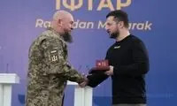 تصاویرِ افطاری زلنسکی با سربازان ارتش اوکراین
