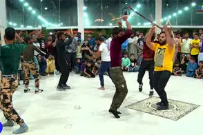 رقص چوب آخرالزمانی در یک عروسی ایرانی!