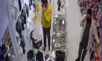ویدئویی از سرقت عجیب یک دزد ناشی از مغازه 