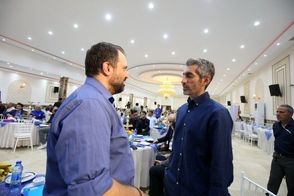 پرسپولیسی‌ها، مُچ سرمربی استقلال را گرفتند