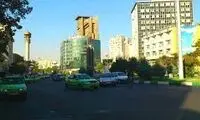 اقدام جنجالی یک پیرمرد در حوض وسط یک میدان در تهران