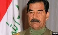 صدام حسین در جوانی و در کنار فرزندان خردسالش