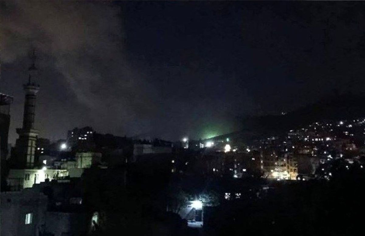 فرودگاه حماه باز هم هدف حمله اسراییل قرار گرفت