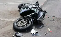 لحظه له کردن موتورسوار سارق بعد از زورگیری 