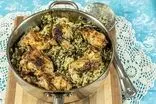 اسفناج پلو با مرغ و رب انار؛ غذای اصیل ایرانی