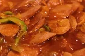 طرز تهیه سوسیس بندری مثل ساندویچی‌های مشهور