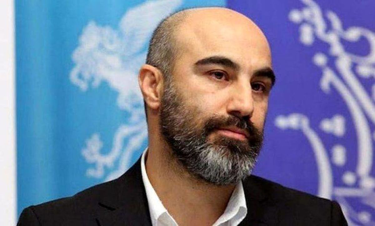   حضور محسن تنابنده در گلزار شهدای بهشت زهرا 
