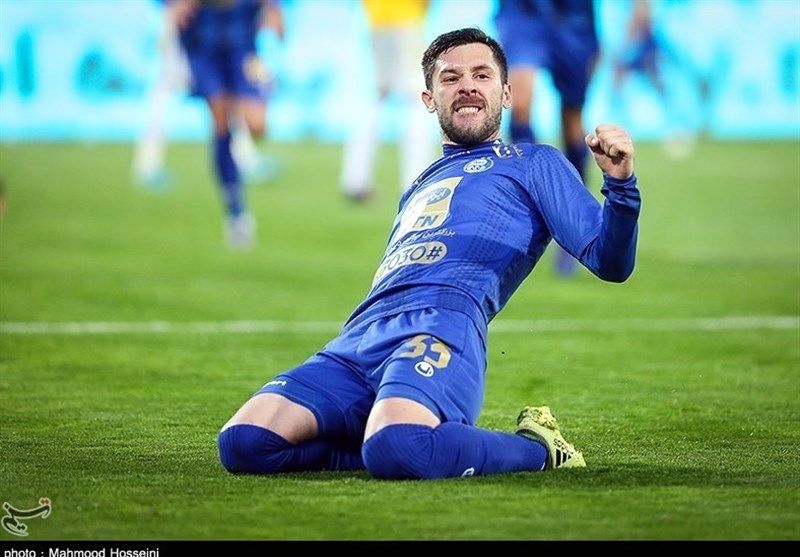 ارسلان مطهری برای پرسپولیس مثل مار است! 