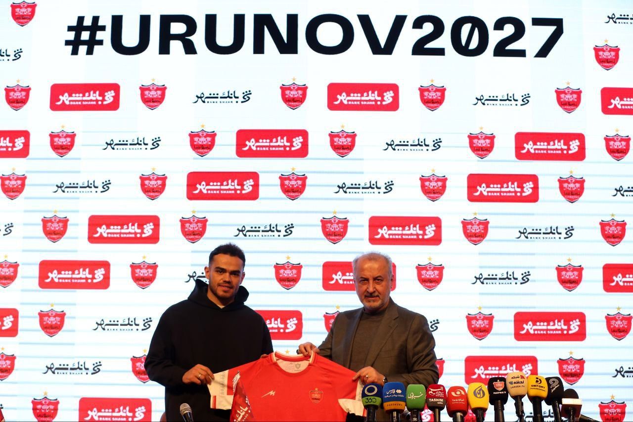 رقم قرارداد جدید اورونوف با پرسپولیس فاش شد