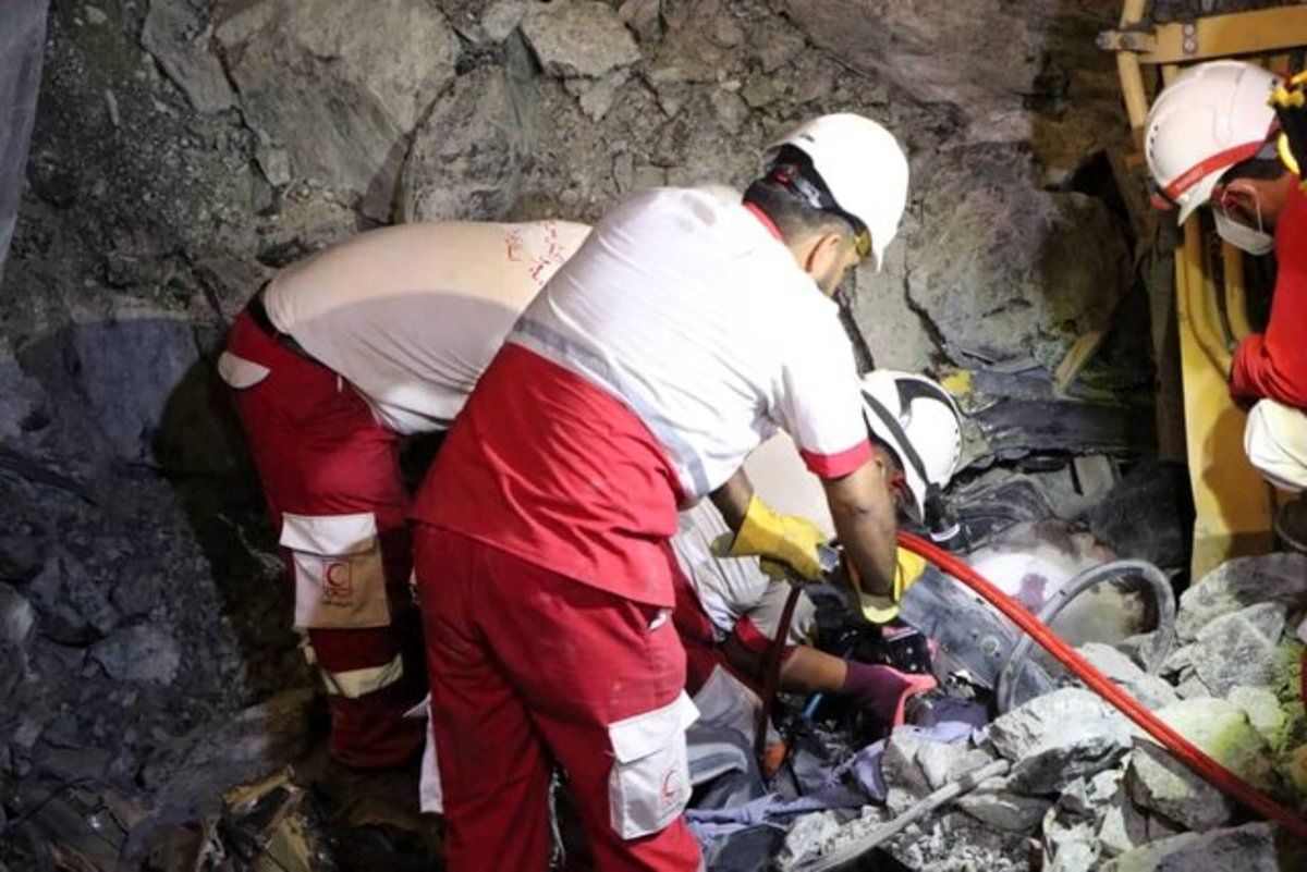 اولین جسد حادثه معدن ارزوئیه پیدا شد 