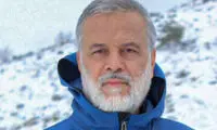 عکسی از پزشک شهید ایرانی در کنار حسن نصرالله