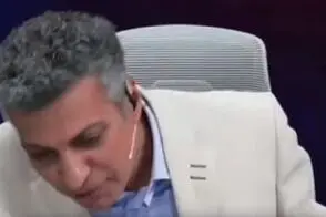 عادل فردوسی‌پور: یک مقدار شیرین عقلم