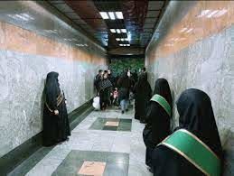 انتقاد تند روزنامه جمهوری اسلامی درباره حجاب