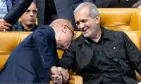 بوسه جنجالی بر شانه رئیس‌جمهور که خبرساز شد
