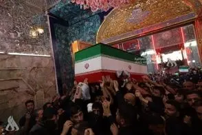 فرزندان آیت‌الله سیستانی در مراسم تشییع رهبر شهید
