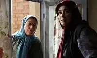 قاب خانوادگی بازیگر سریال زیرخاکی در یک جشن 