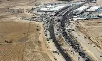  ازدحام شدید زائران اربعین در صف اتوبوس