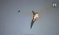 لحظه مرگ دلخراش یک خلبان در پی بازنشدن چتر نجات