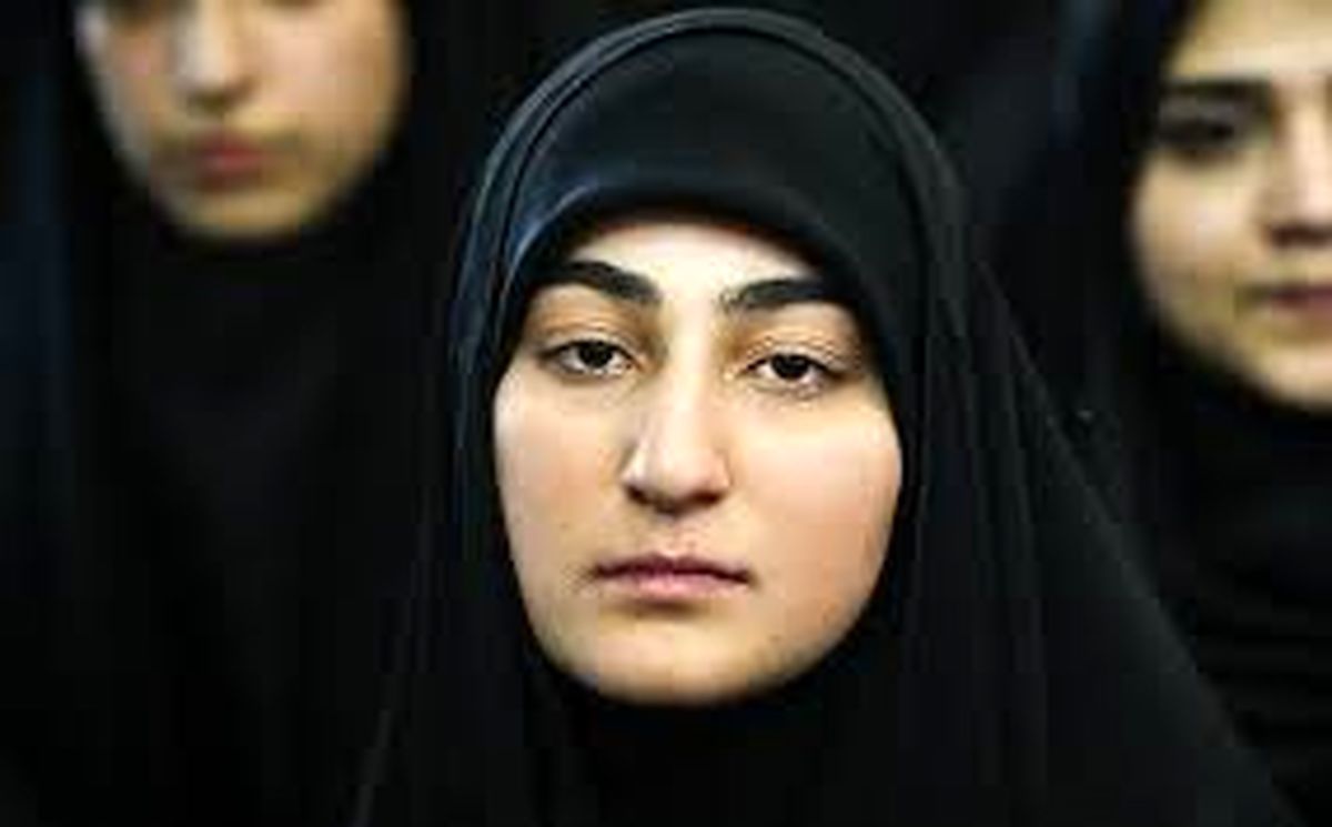 برخورد خاص حسین یاری با زینب سلیمانی در یک مراسم