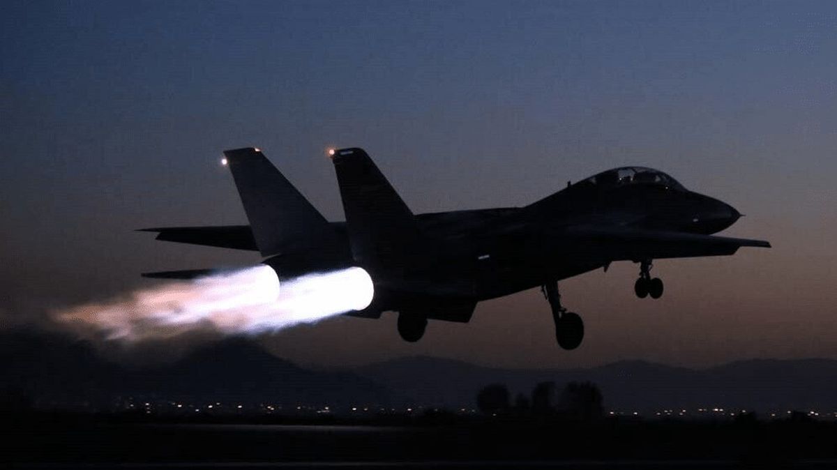 پرواز جت‌های جنگی ناشناس در نزدیکی مرز ایران