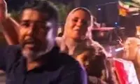 حضور خانواده‌ شهید قشمی در تجمعات شبانه