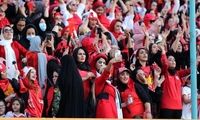 بنر عجیب یک دختر پرسپولیسی علیه درویش 