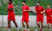 اورونوف دین خود را به پرسپولیس ادا می‌کند؟