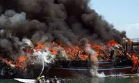 خسارات برخورد دو پرتابه به یک اسکله در عسلویه