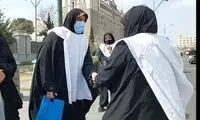 رفتار زنان متحصن، شباهتی با زنان عفیف ندارد