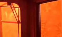 تصاویر هولناک از قطاری که در آتش‌ جنگل گرفتار شد