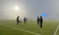 استادیوم شهر اراک زیر مه غلیظ دفن شد!