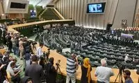 سکوت خبرساز پزشکیان در هنگام شعار «مرگ بر آمریکا»