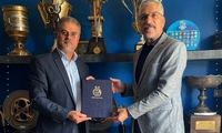 انتخاب پرافتخارترین مربی برای تیم استقلال