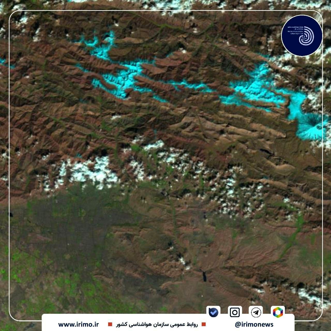 تصویری از بارش برف پاییزی در تهران