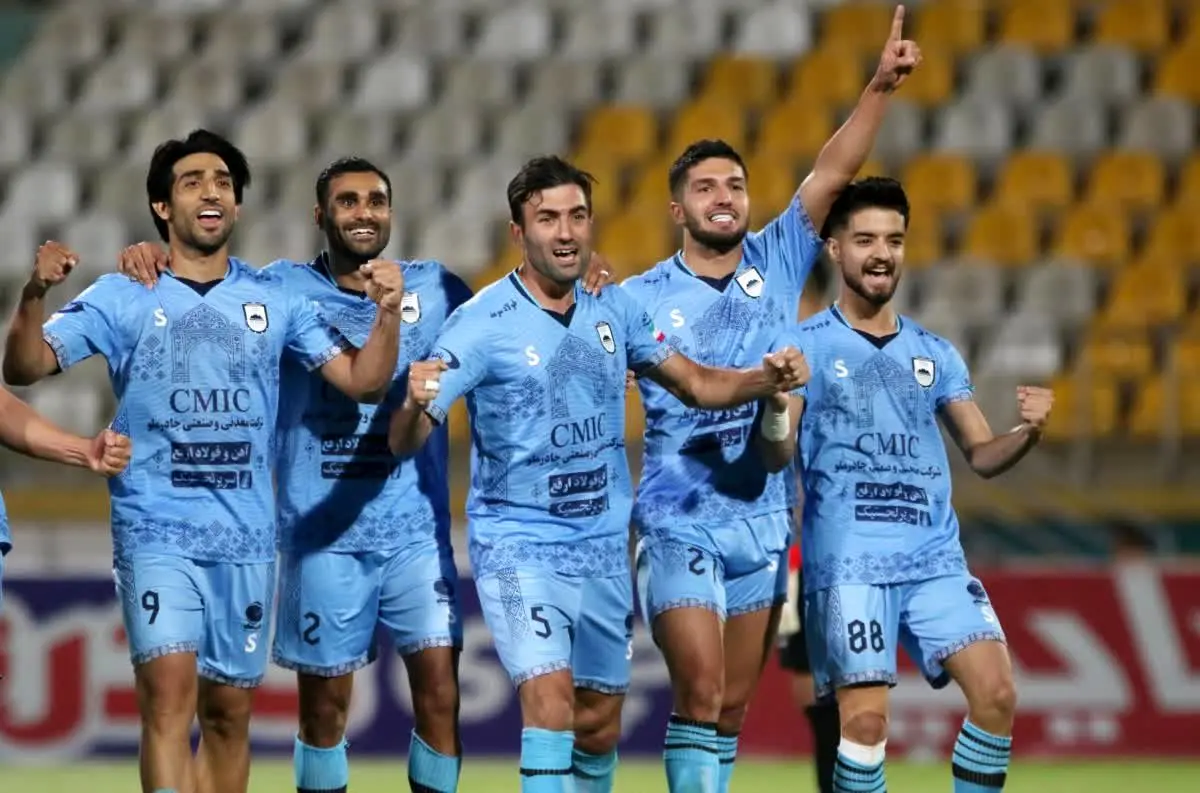 پست سمی چادرملو بعد از کسب سهمیه آسیایی!